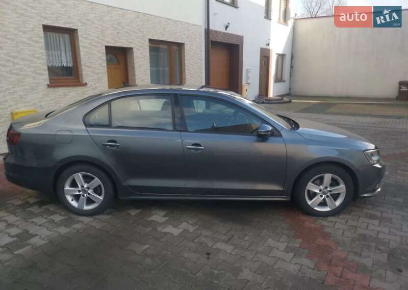 Volkswagen Jetta 2016