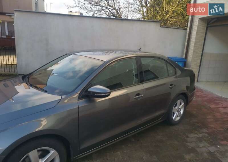 Volkswagen Jetta 2016