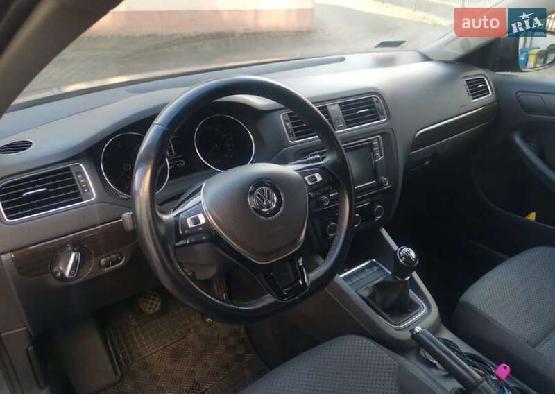 Volkswagen Jetta 2016