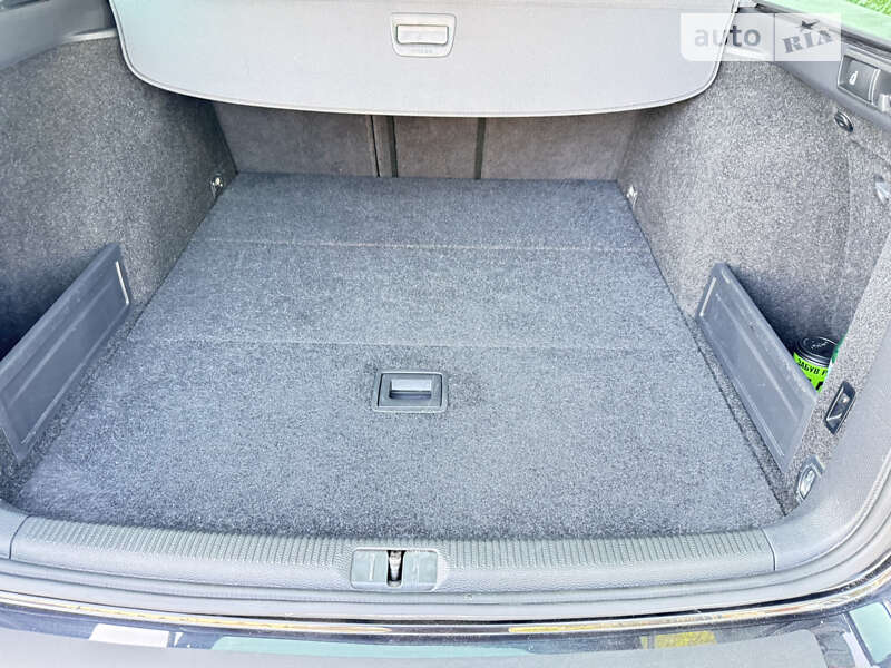 Volkswagen Passat 2011