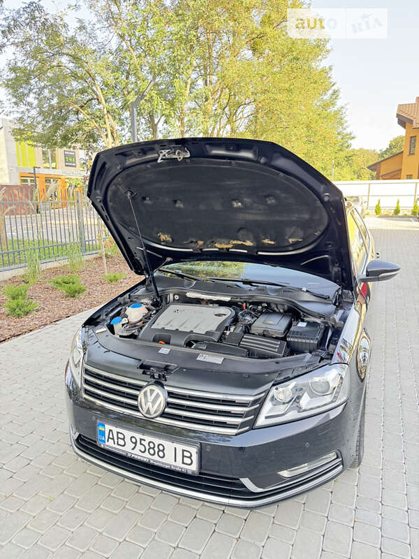 Volkswagen Passat 2011