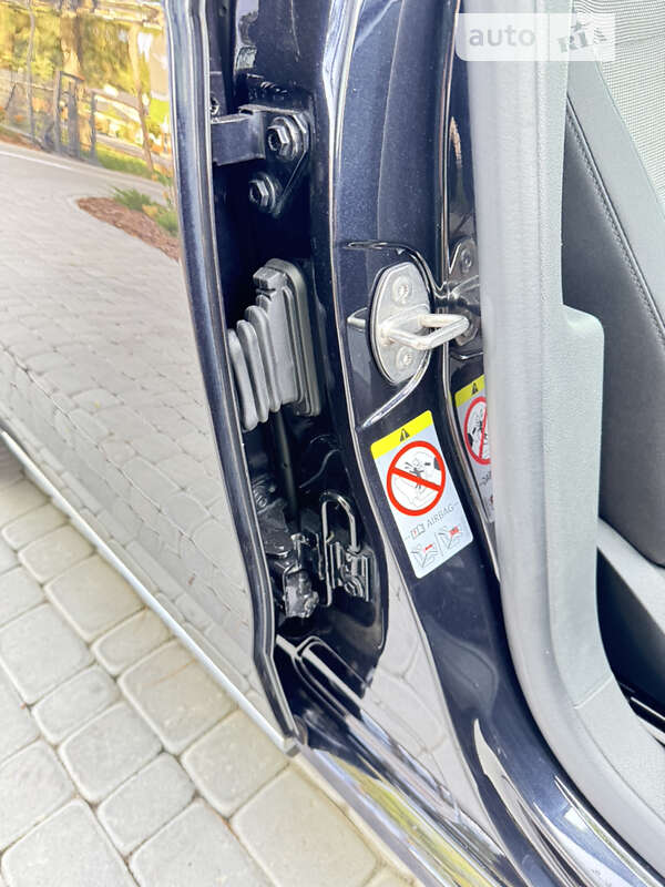 Volkswagen Passat 2011