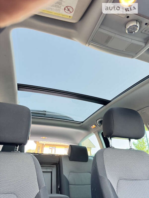 Volkswagen Passat 2011