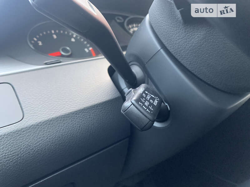 Volkswagen Passat 2011