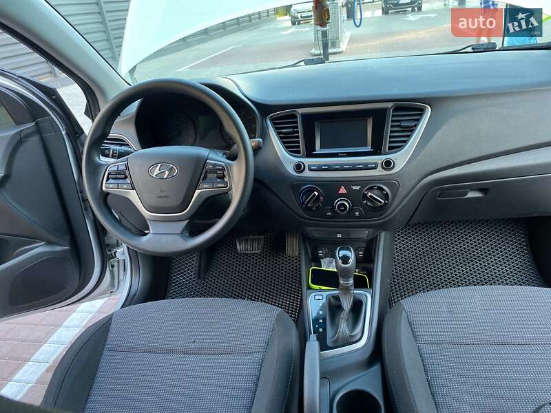 Hyundai Accent 2019