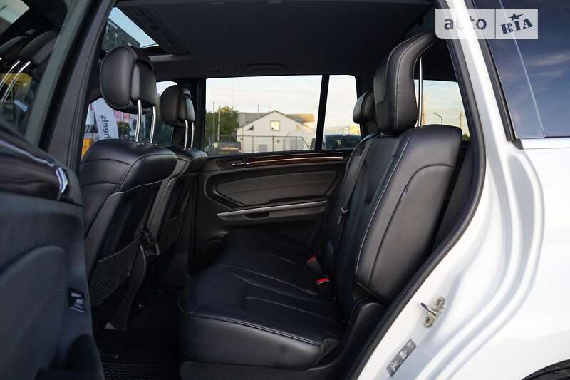 Mercedes-Benz GL-Class 2010