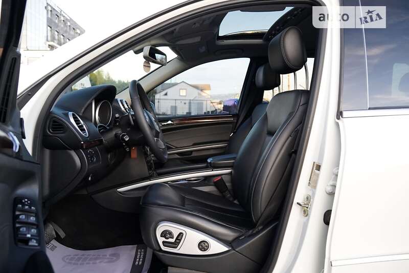 Mercedes-Benz GL-Class 2010