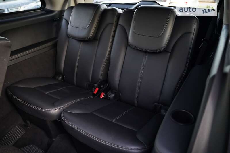 Mercedes-Benz GL-Class 2010