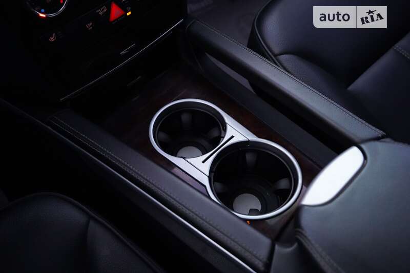 Mercedes-Benz GL-Class 2010