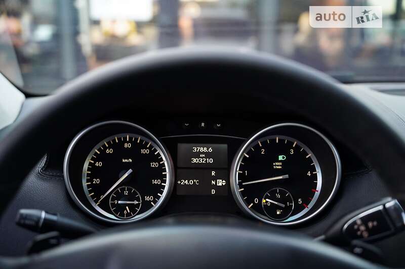 Mercedes-Benz GL-Class 2010