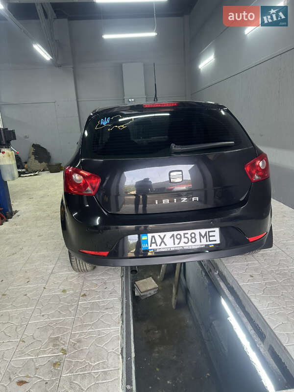SEAT-13