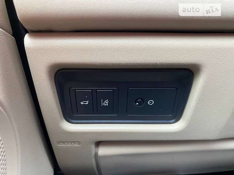 Land Rover Discovery Sport 2016