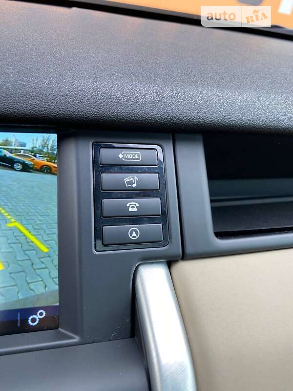 Land Rover Discovery Sport 2016