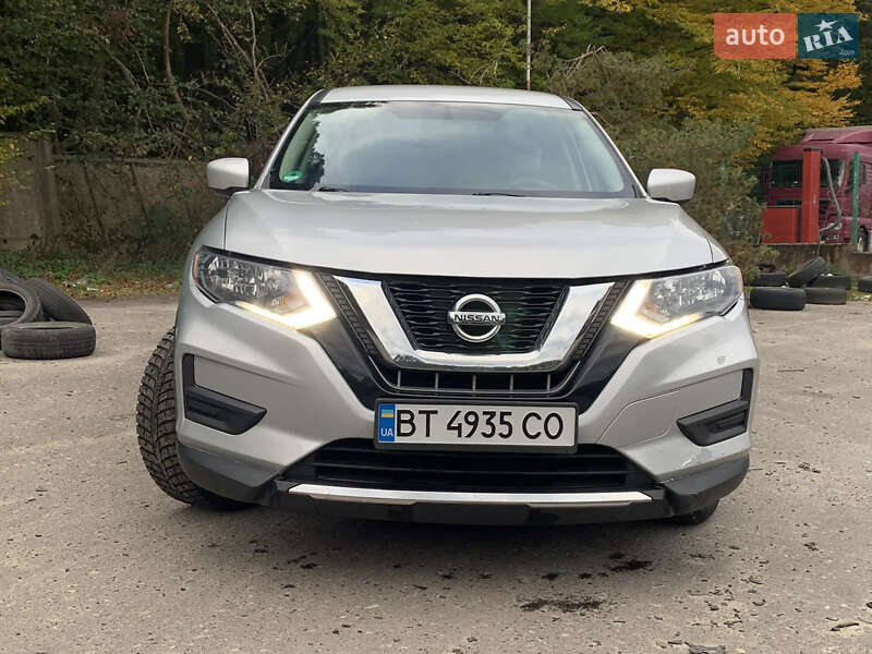 Nissan-16