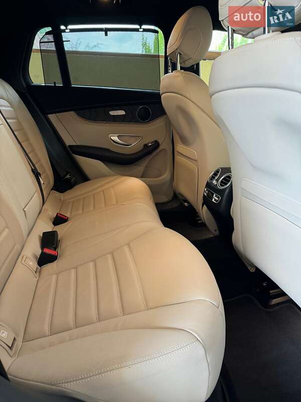 Mercedes-Benz EQC 2022