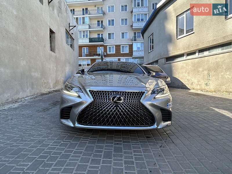 Lexus-49
