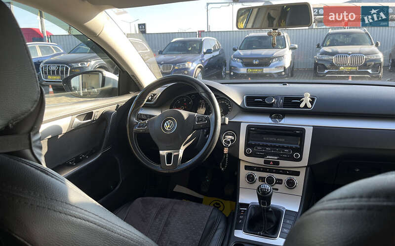 Volkswagen Passat 2013