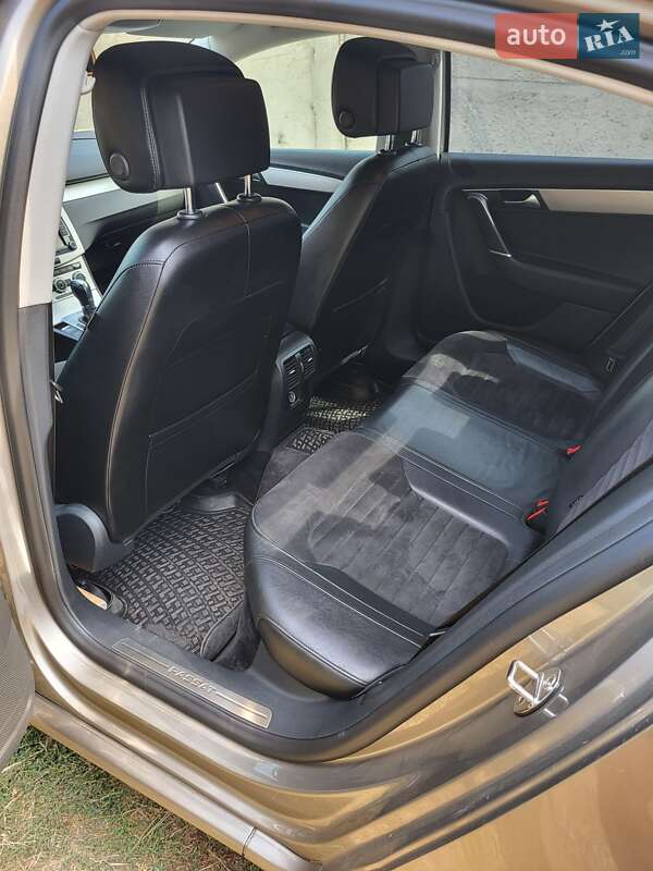 Volkswagen Passat 2013