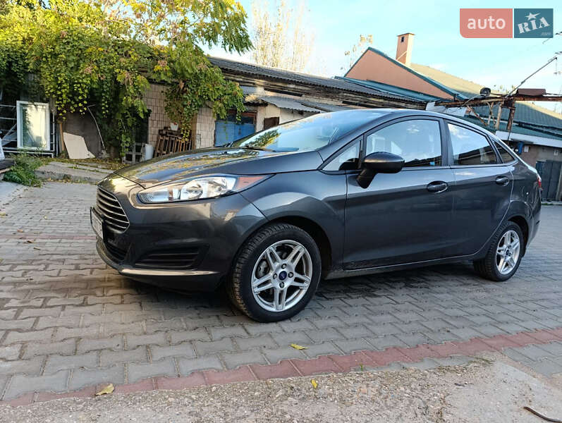 Ford-8