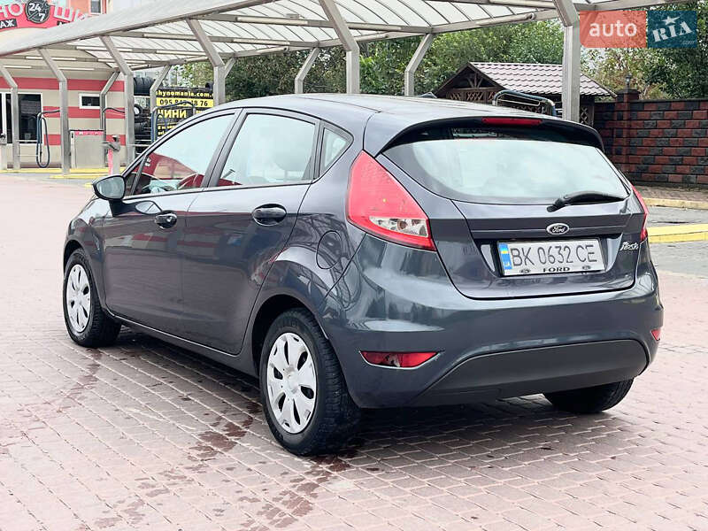 Ford Fiesta 2011