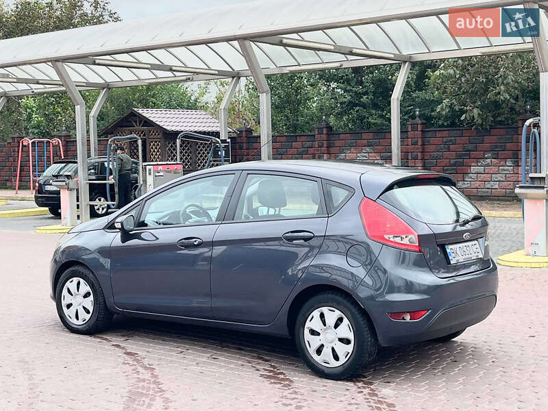 Ford Fiesta 2011