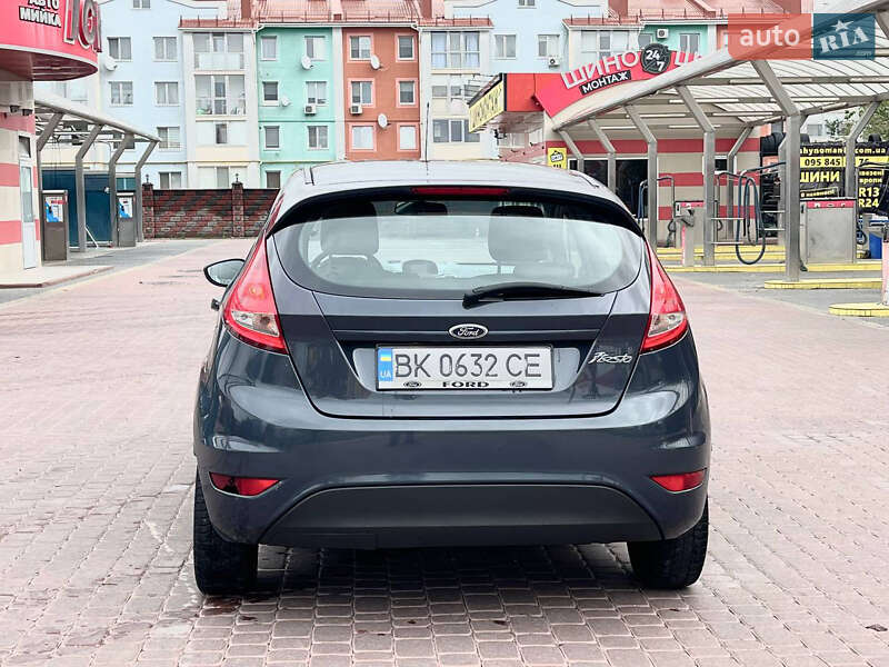 Ford Fiesta 2011
