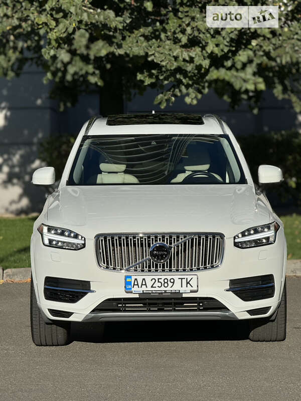Volvo XC90 2016
