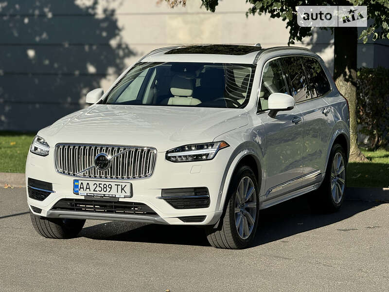 Volvo XC90 2016