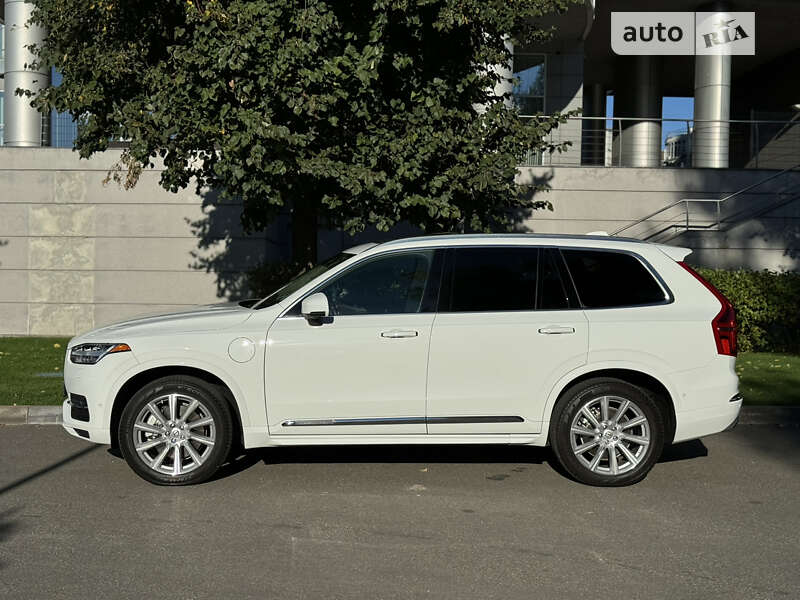 Volvo XC90 2016