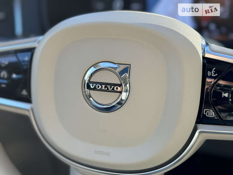 Volvo XC90 2016
