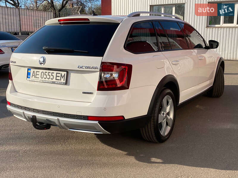 Skoda Octavia Scout 2019