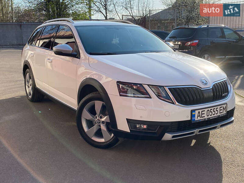 Skoda Octavia Scout 2019