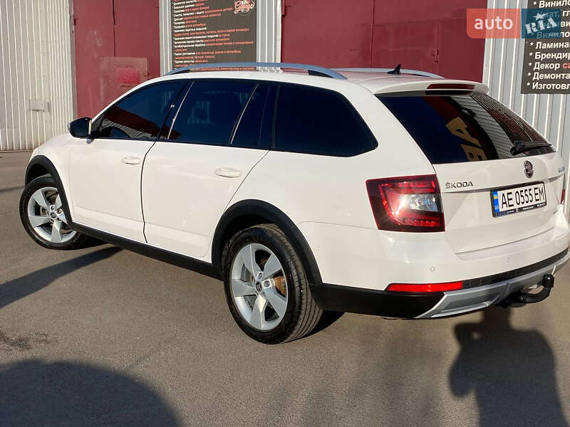 Skoda Octavia Scout 2019