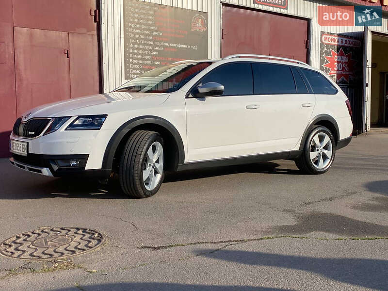 Skoda Octavia Scout 2019