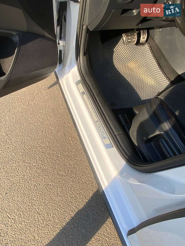 Skoda Octavia Scout 2019