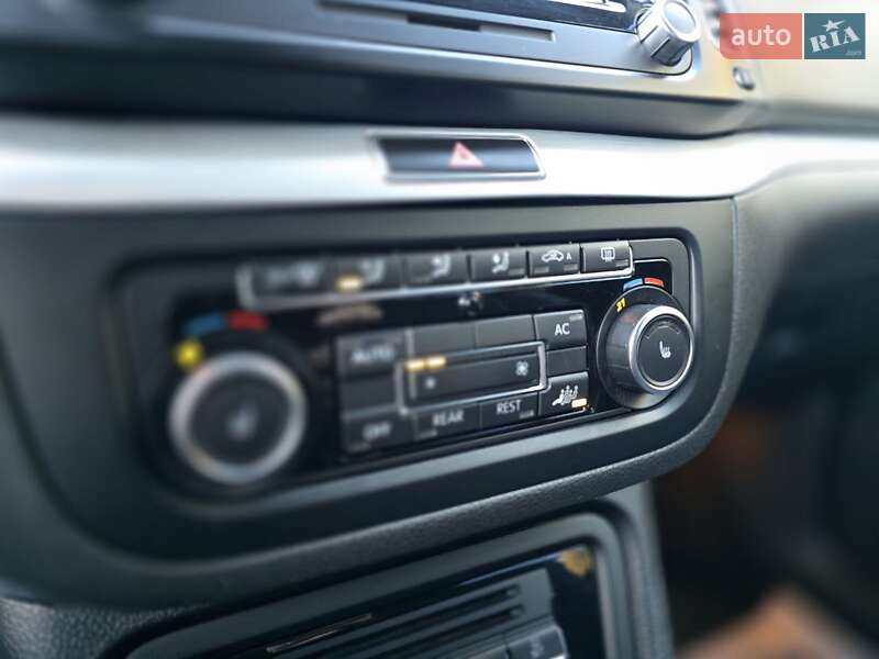 Volkswagen Sharan 2012