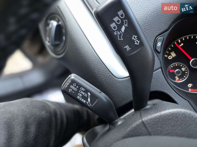 Volkswagen Sharan 2012