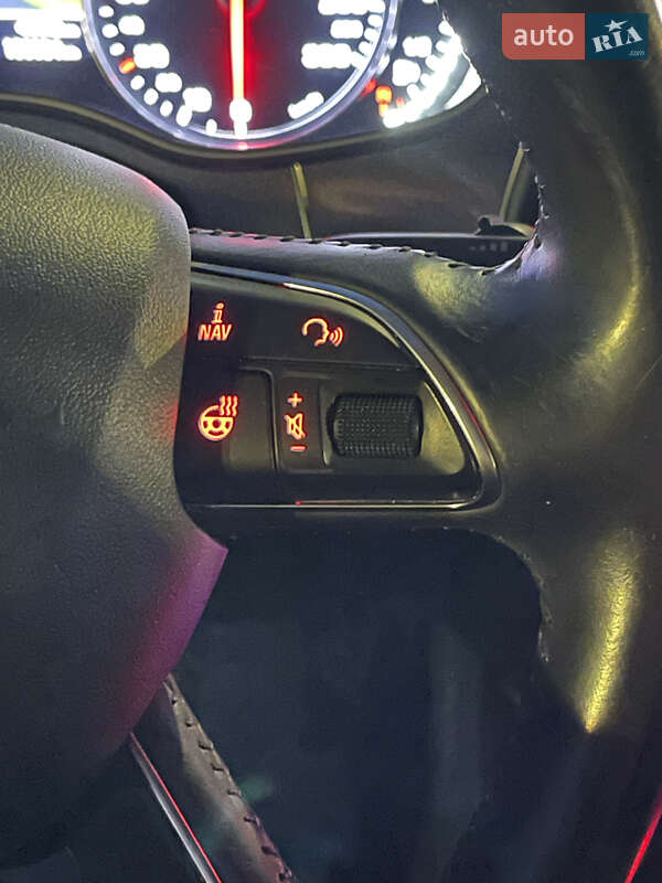Audi-0
