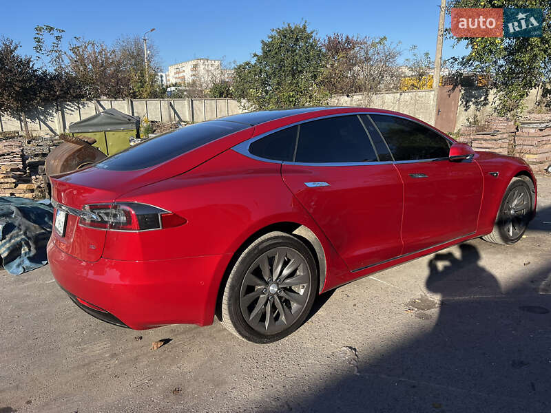 Tesla Model S 2017