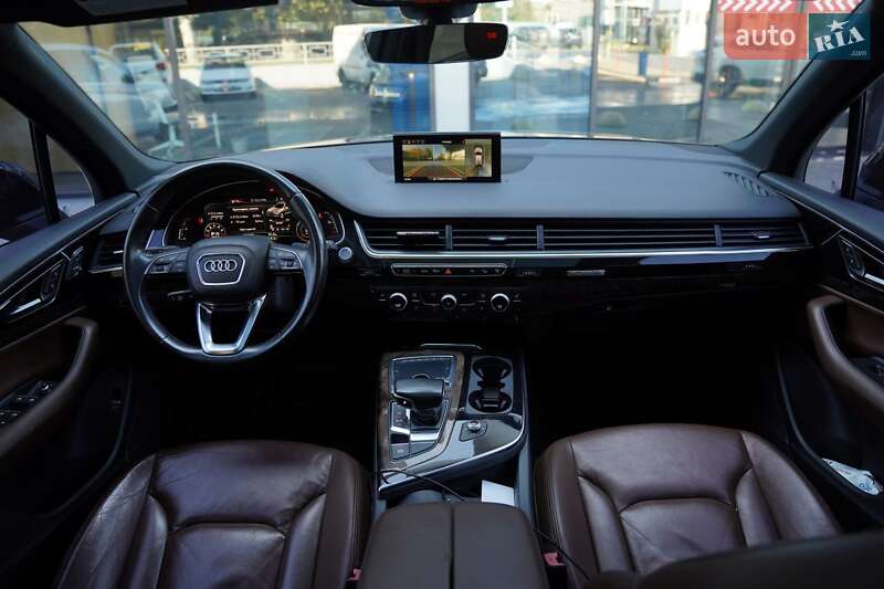 Audi-5