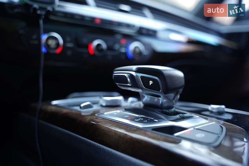 Audi-7
