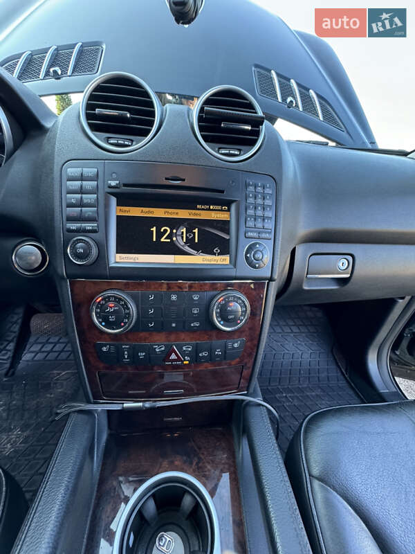 Mercedes-Benz M-Class 2008