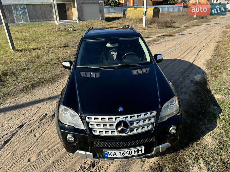 Mercedes-Benz M-Class 2008