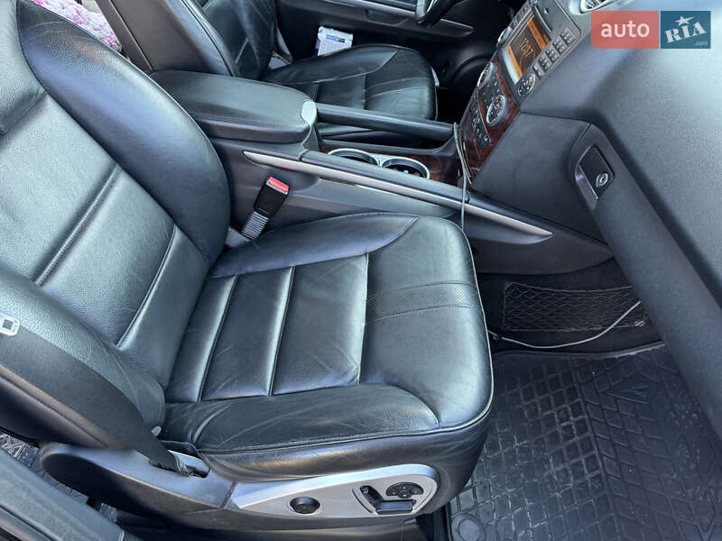 Mercedes-Benz M-Class 2008