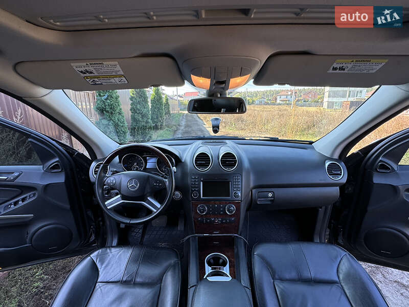 Mercedes-Benz M-Class 2008