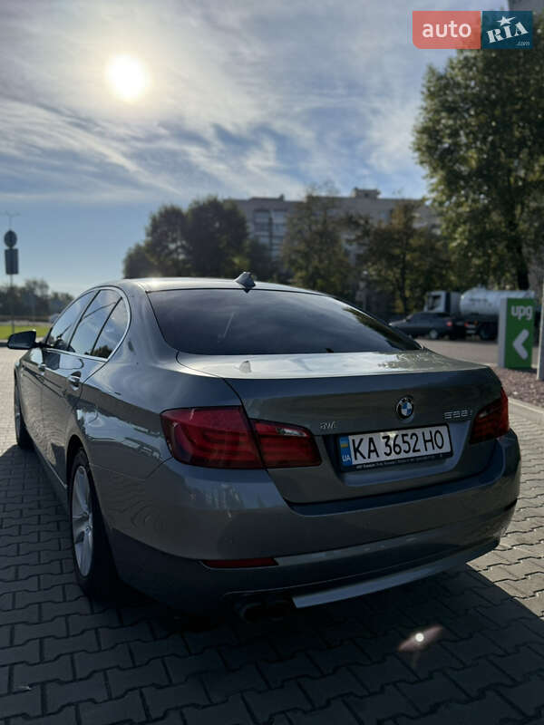 BMW 5 Series 2012