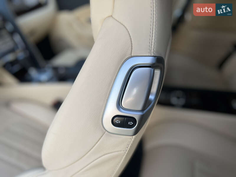 Bentley Continental GT 2011