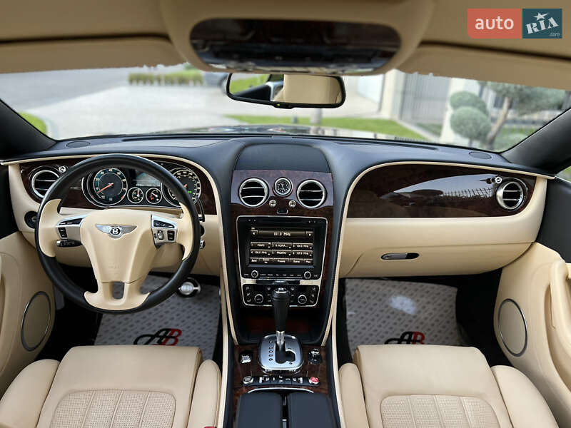 Bentley Continental GT 2011