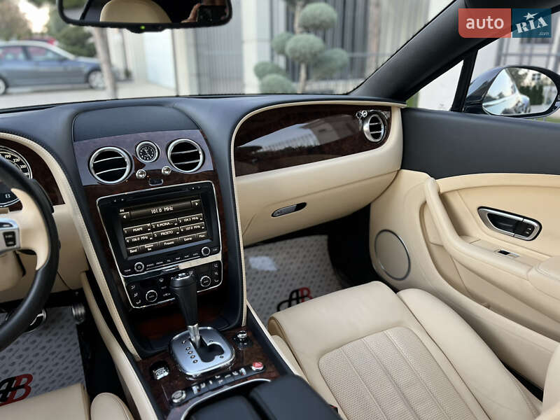 Bentley Continental GT 2011