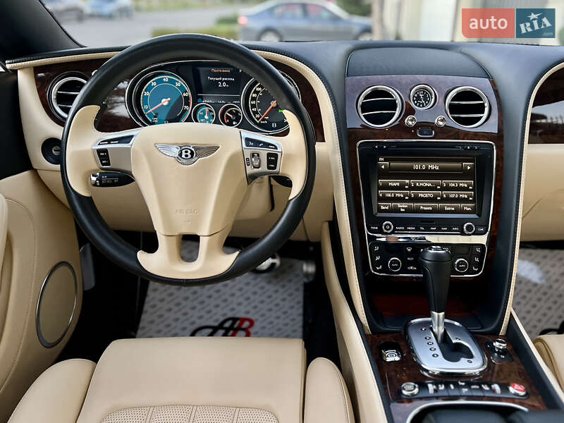 Bentley Continental GT 2011